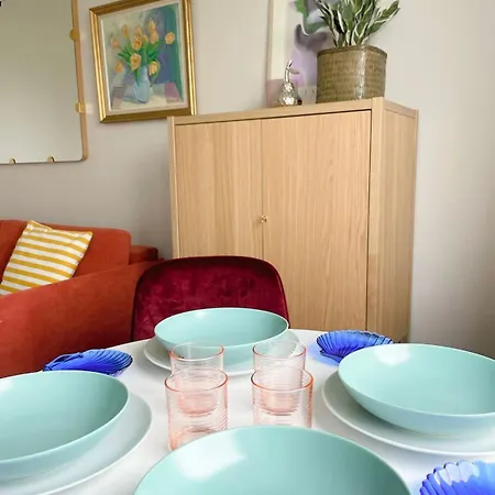 Vinkku Charming Wooden House Near To Centre *