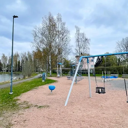 Vinkku Charming Wooden House Near To Centre 公寓