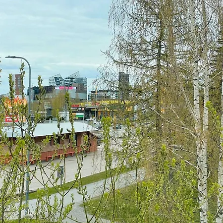 Vinkku Charming Wooden House Near To Centre 公寓 *