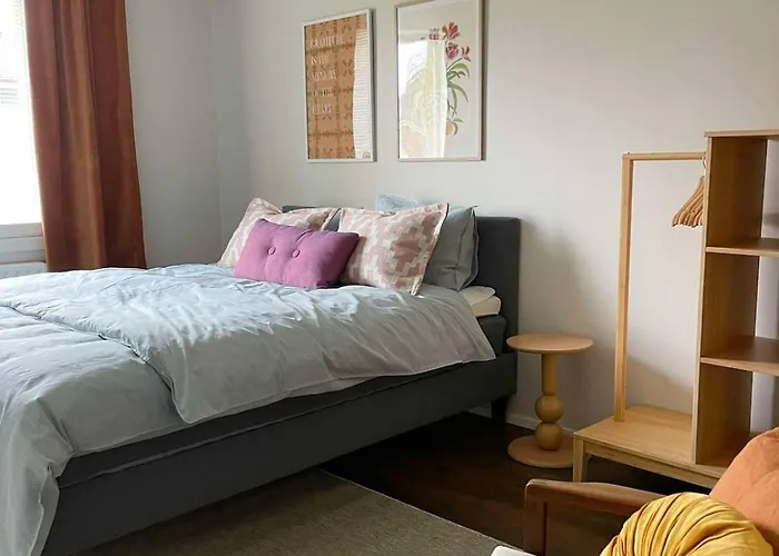 Vinkku Charming Wooden House Near To Centre *